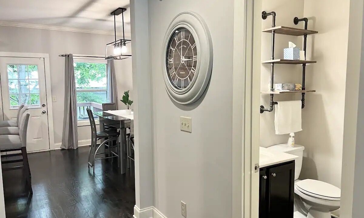 Photo of Bathroom in East Side