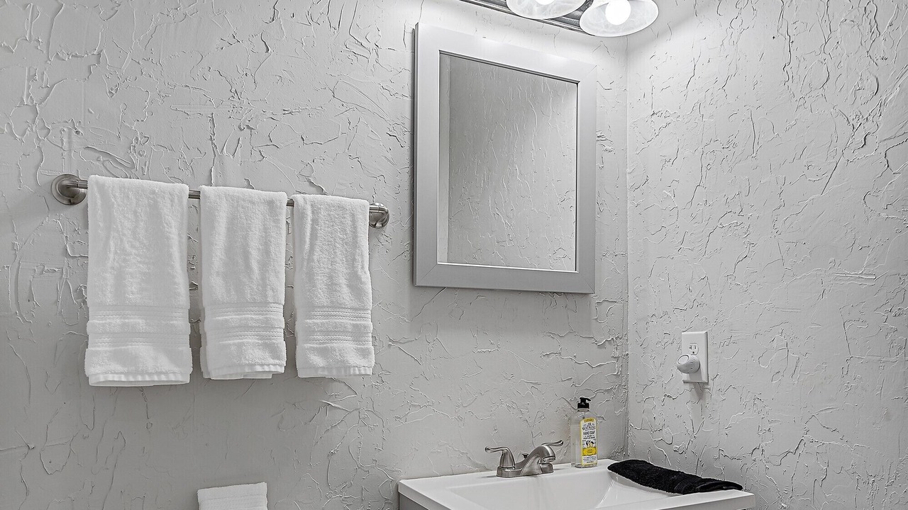 Photo of Bathroom in Broadmoor