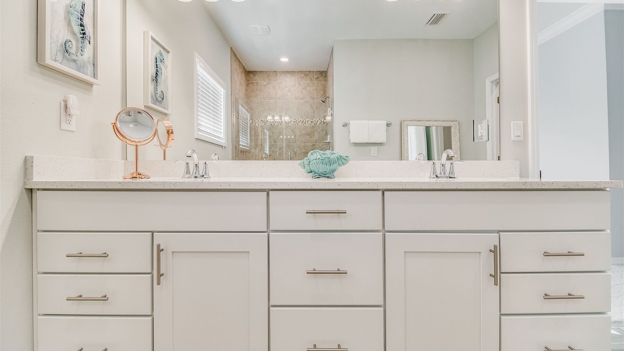 Photo of Bathroom in Ono Island