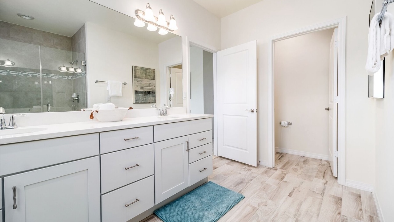 Photo of Bathroom in Ono Island