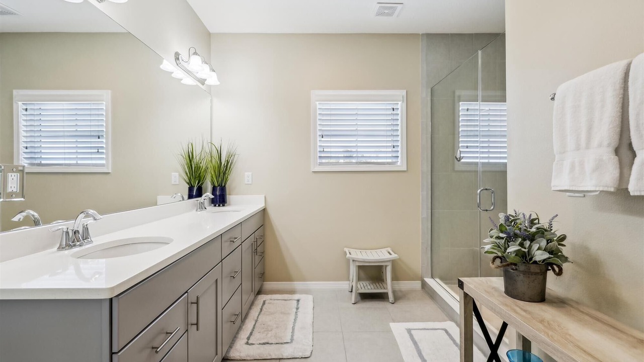 Photo of Bathroom in Ono Island