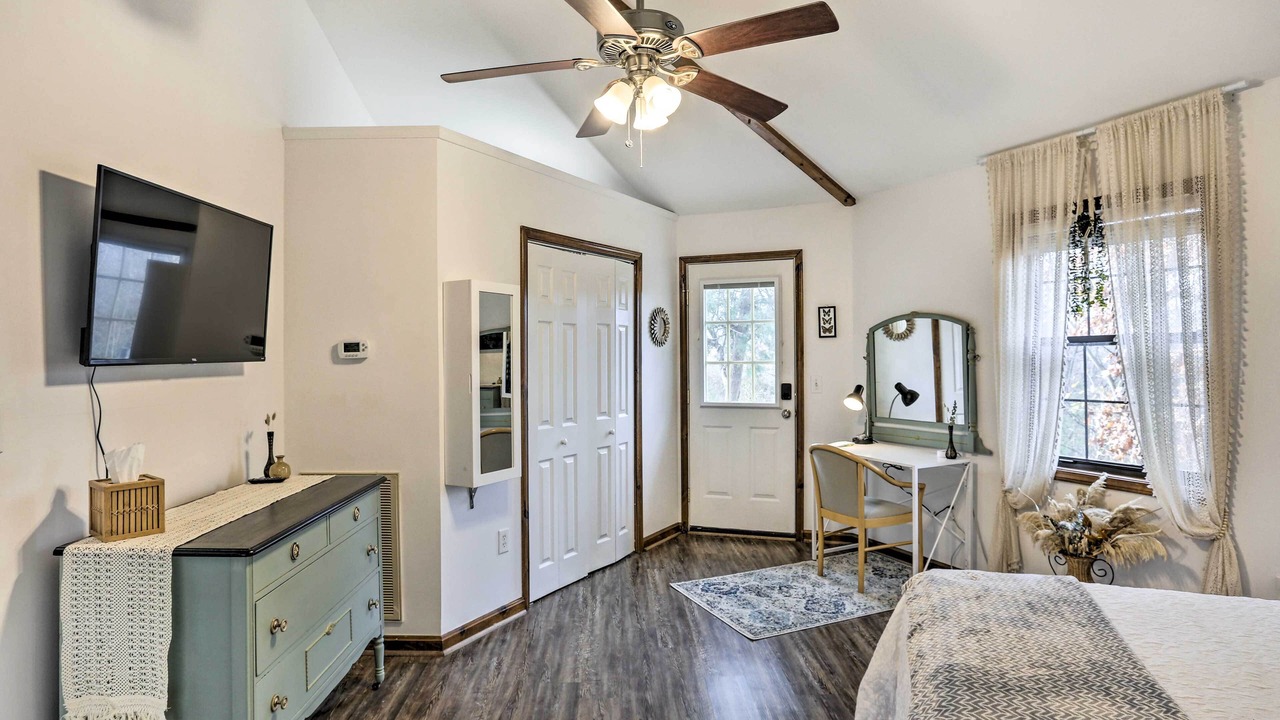 Photo of Bedroom in Trenton