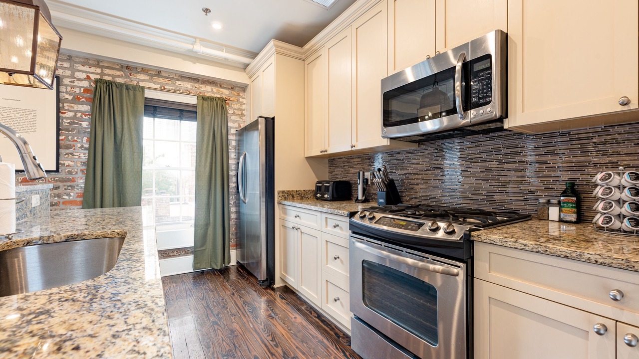 Photo of Kitchen in French Quarter