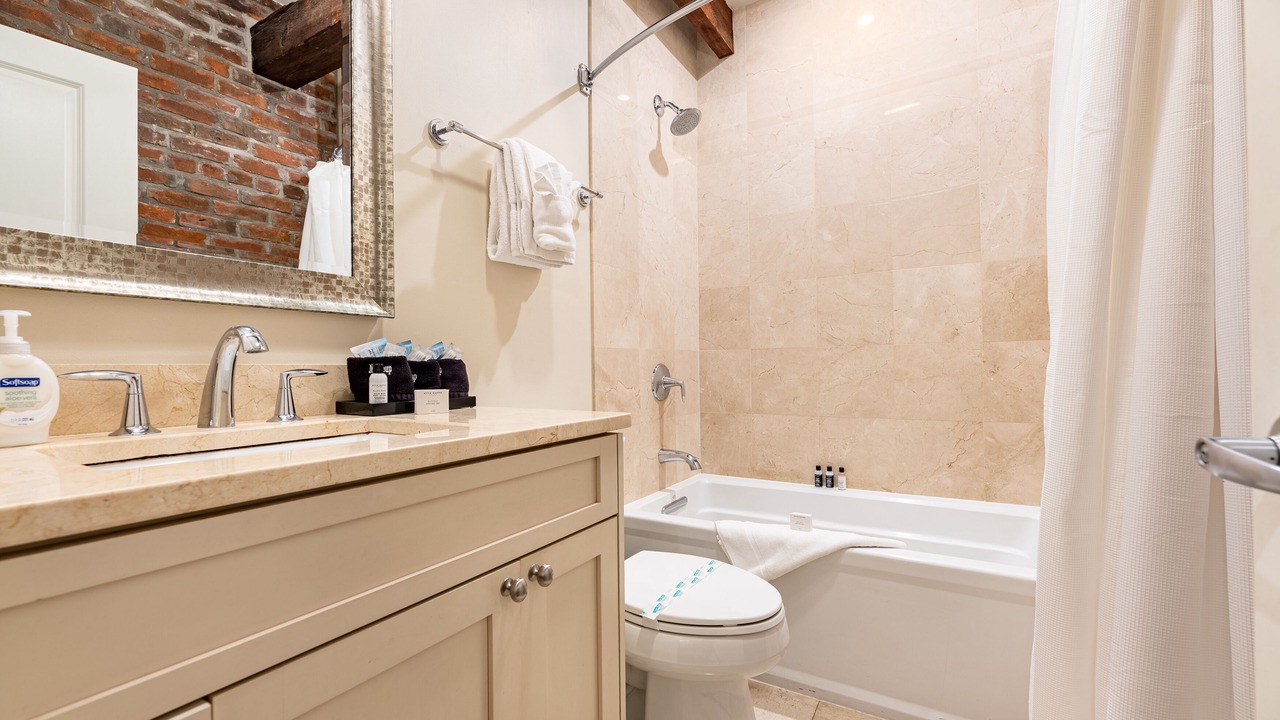 Photo of Bathroom in French Quarter