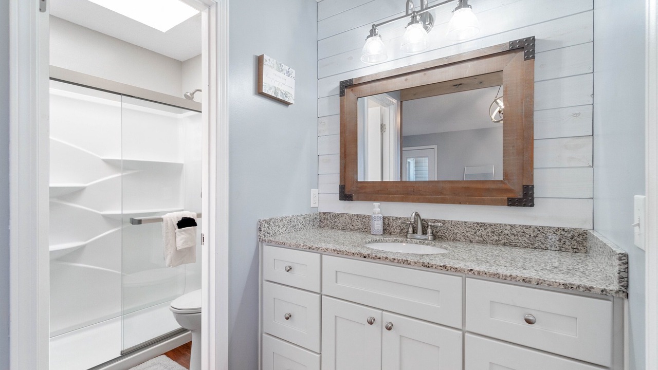Photo of Bathroom in Navarre