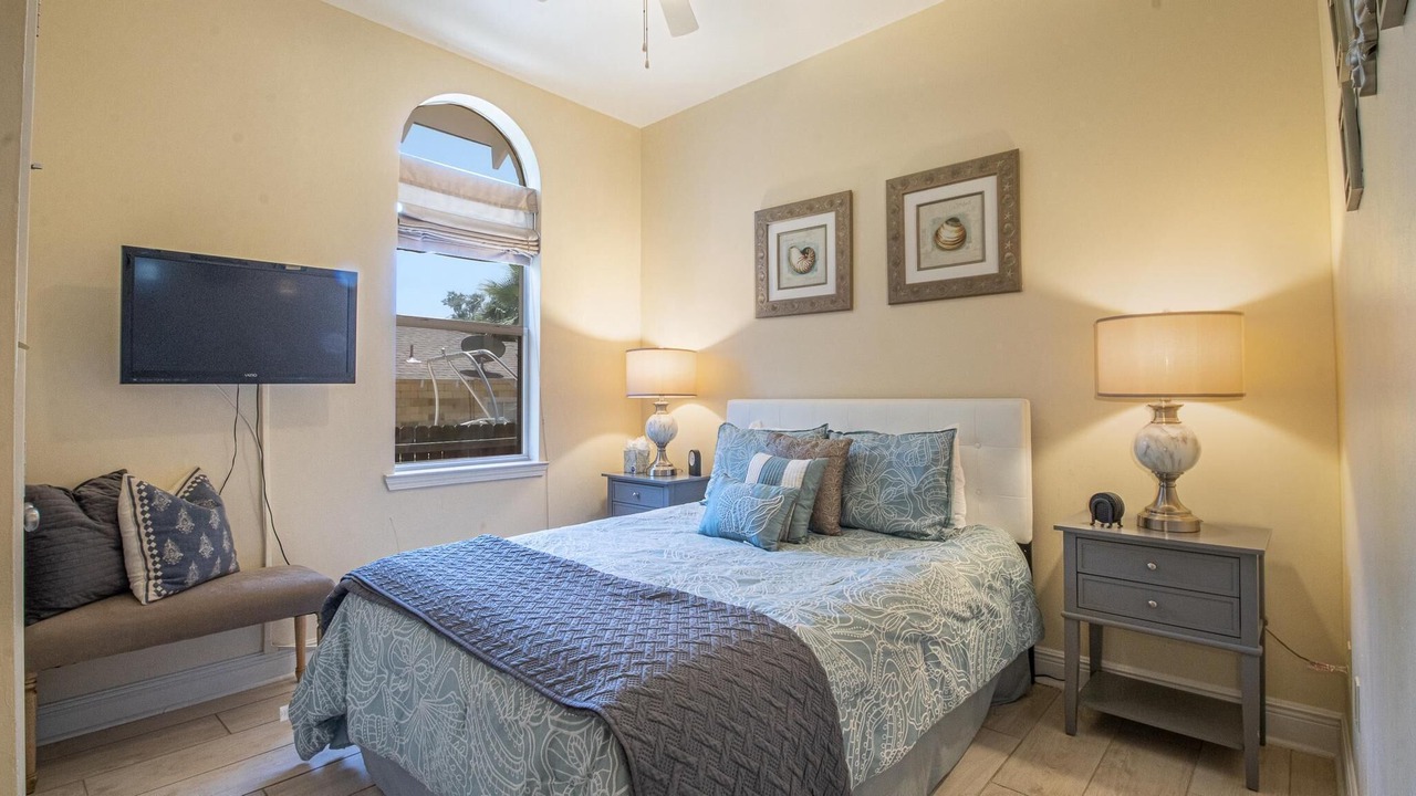 Photo of Bedroom in Biloxi