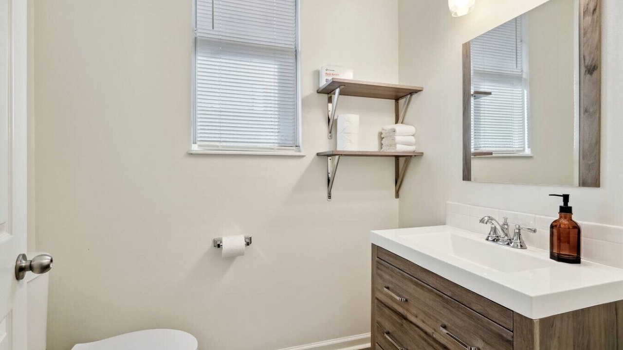 Photo of Bathroom in Broadmoor