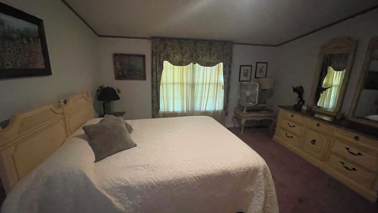 Photo of Bedroom in Eatonton