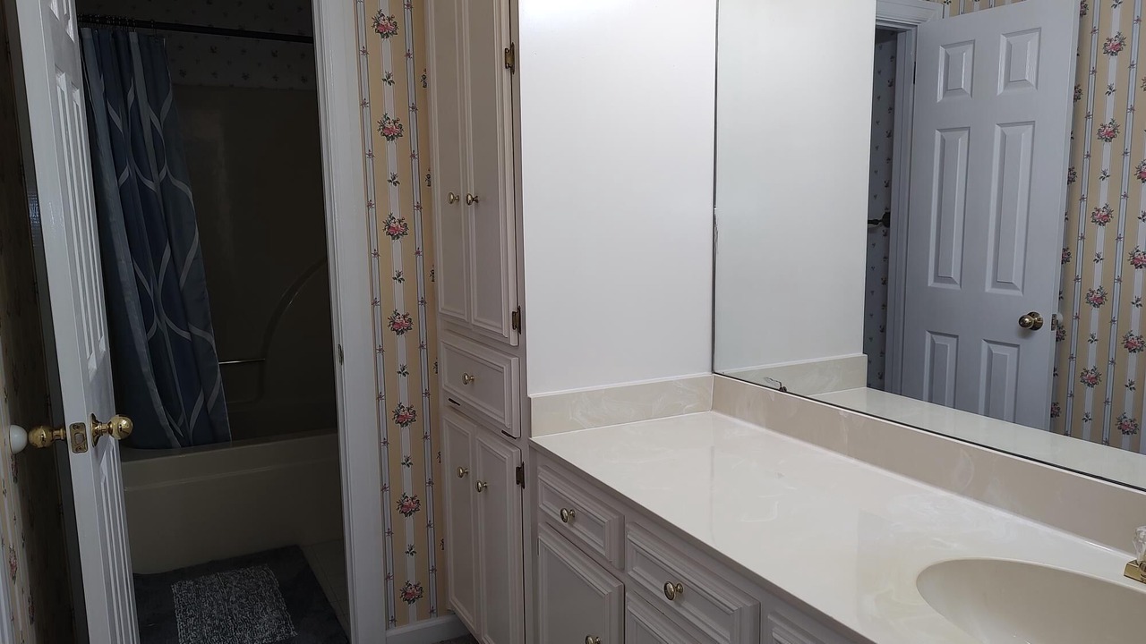 Photo of Bathroom in Gunter Afs
