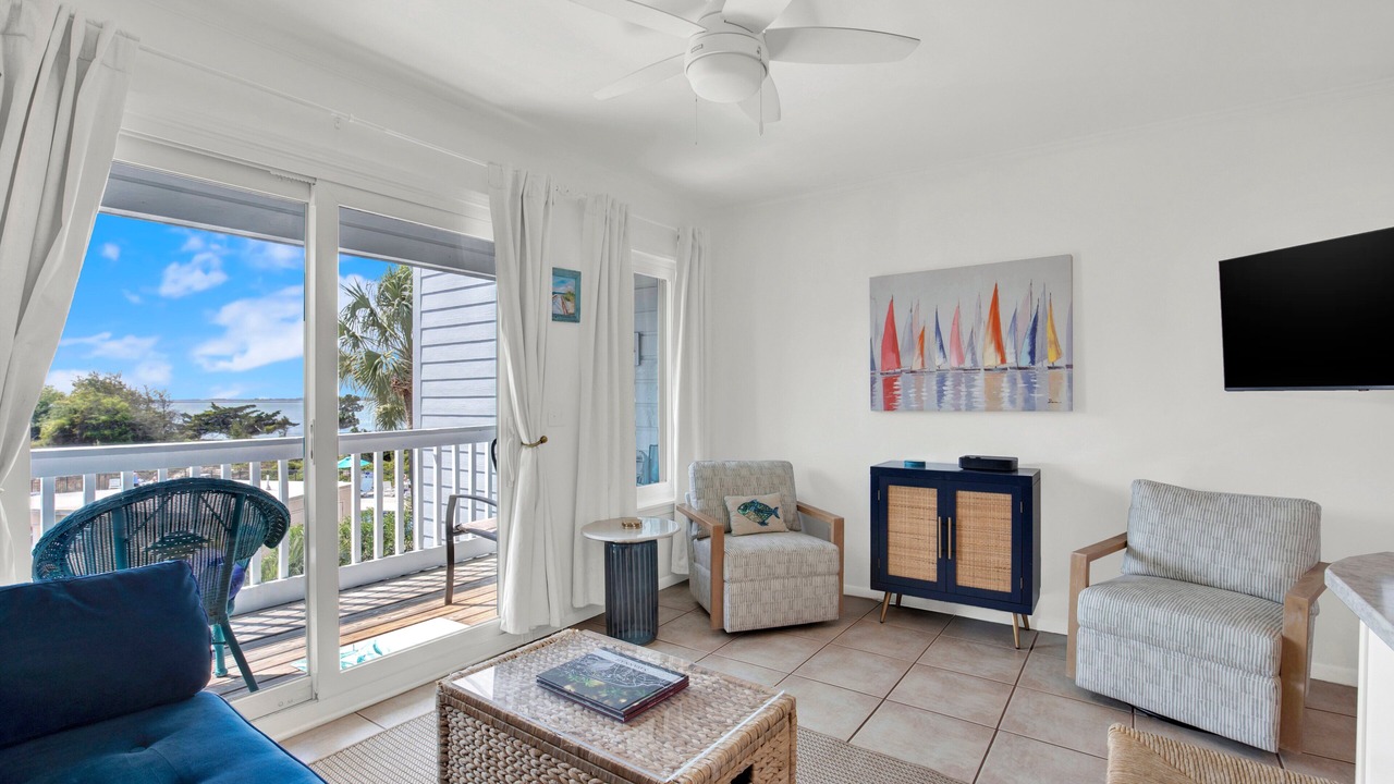 Photo of Livingroom in Tybee Island
