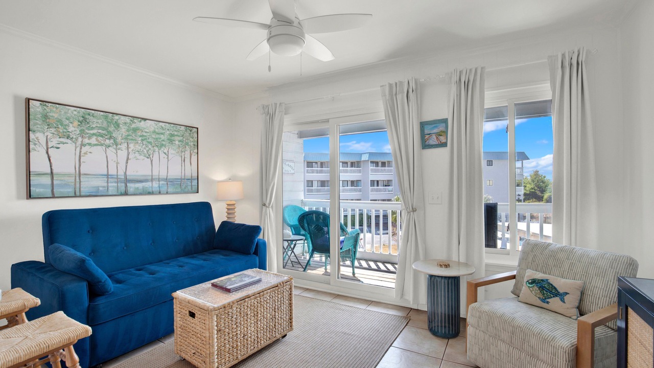 Photo of Livingroom in Tybee Island
