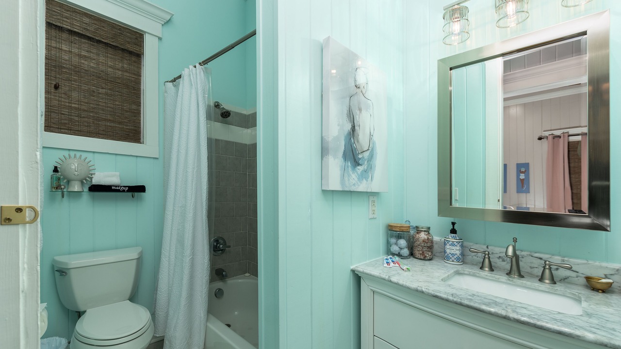 Photo of Bathroom in Bay St Louis