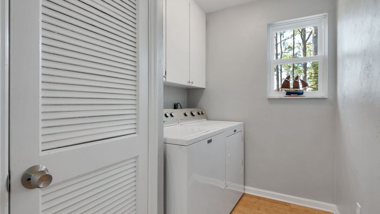 Photo of Bedroom in Alligator Point