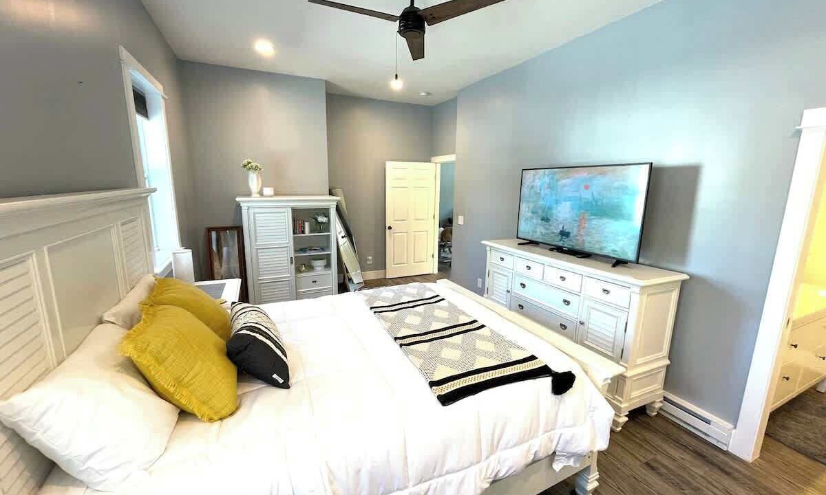 Photo of Bathroom in Silver Lake
