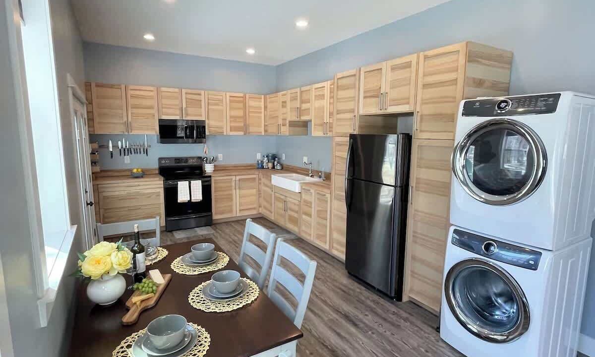 Photo of Bedroom in Silver Lake