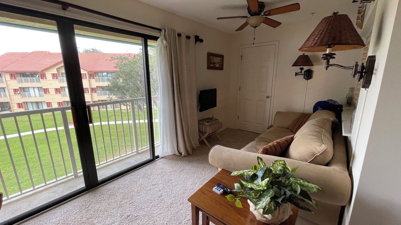 Photo of Livingroom in Welaka