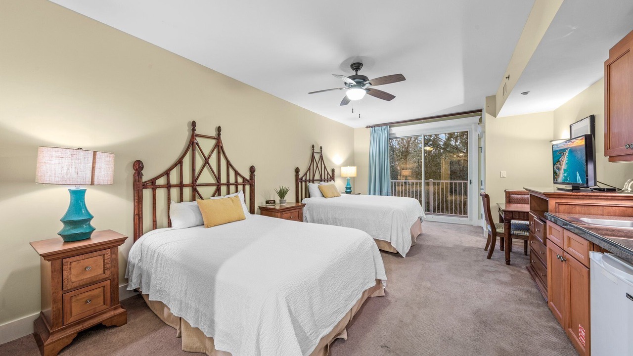 Photo of Bedroom in Baytowne Wharf
