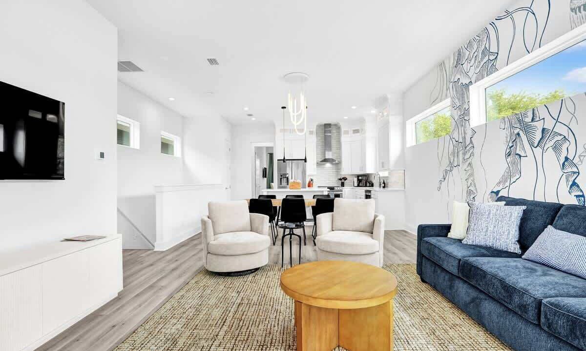 Photo of Livingroom in Jacksonville Beach