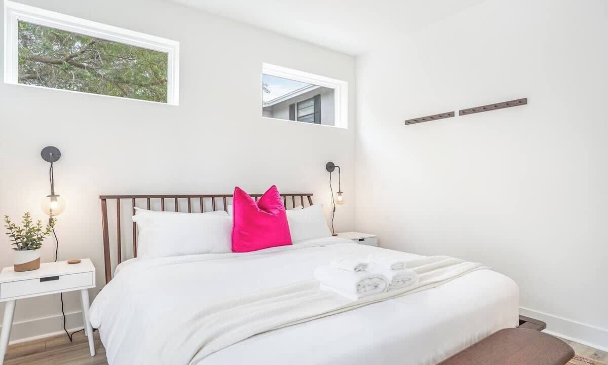 Photo of Bedroom in Jacksonville Beach