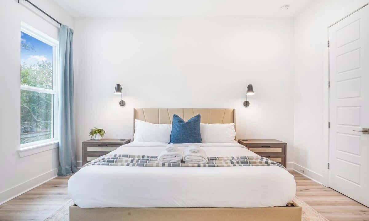 Photo of Bedroom in Jacksonville Beach