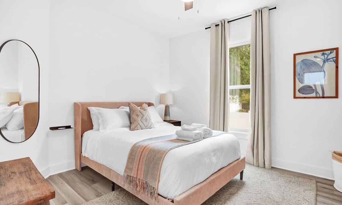 Photo of Bedroom in Jacksonville Beach