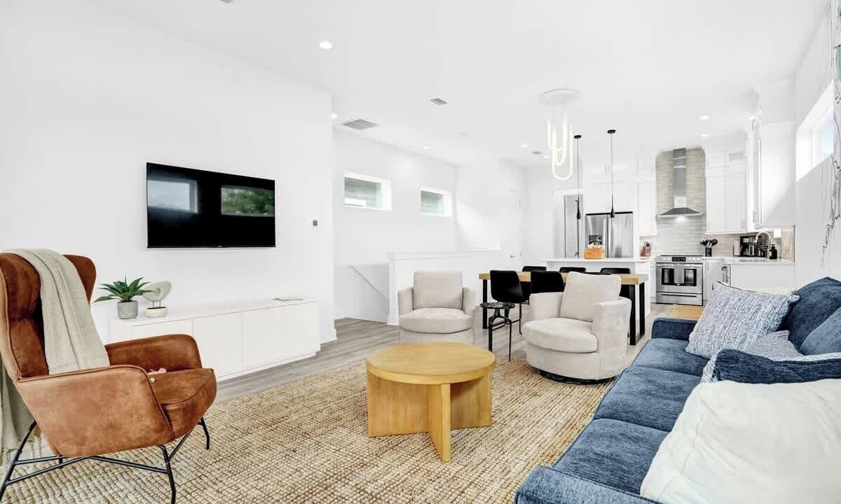 Photo of Livingroom in Jacksonville Beach