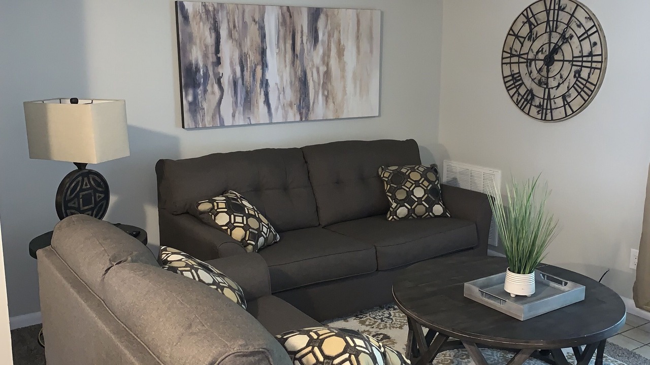 Photo of Livingroom in Enterprise
