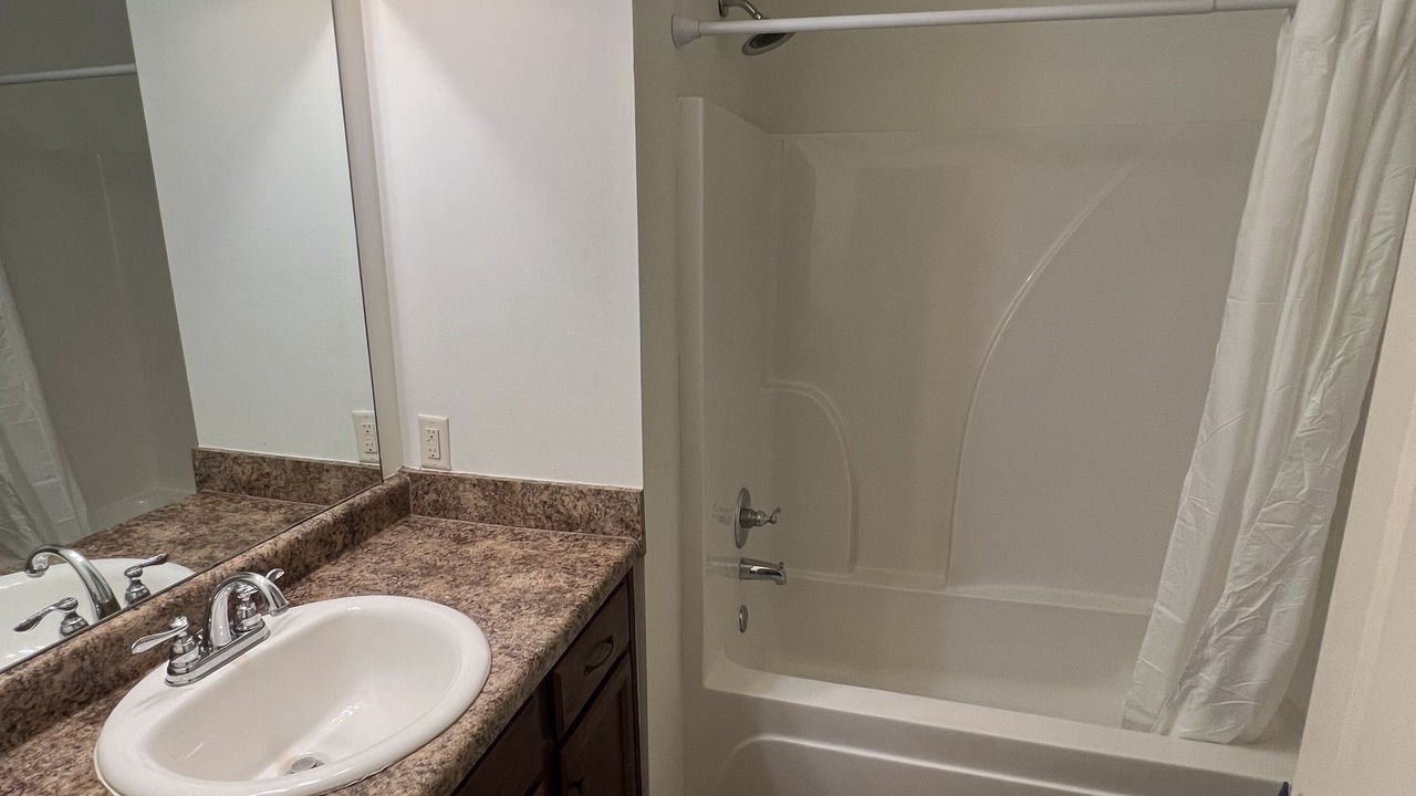 Photo of Bathroom in Calera