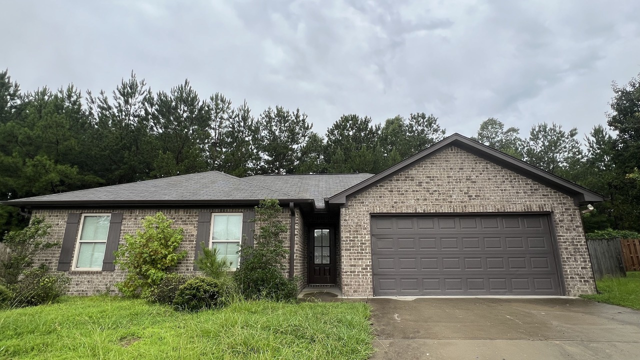 Photo of Outdoor in Calera