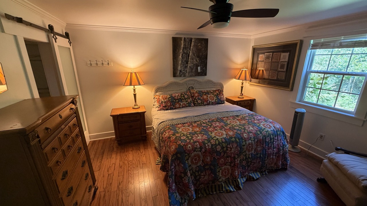 Photo of Bedroom in Hattiesburg
