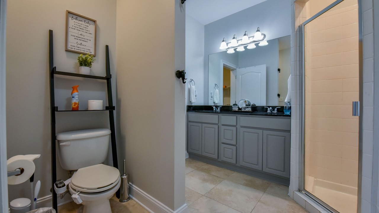 Photo of Bathroom in Tuscaloosa