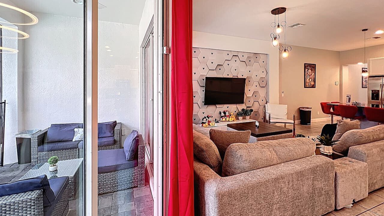 Photo of Livingroom in Davenport