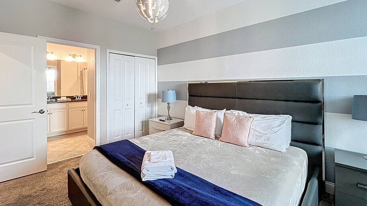 Photo of Bedroom in Davenport