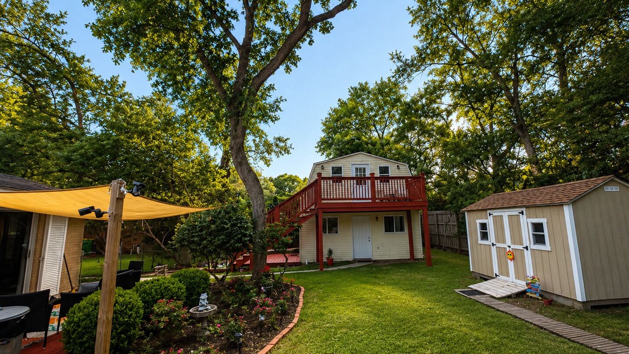 Photo of Outdoor in Lake Lorraine