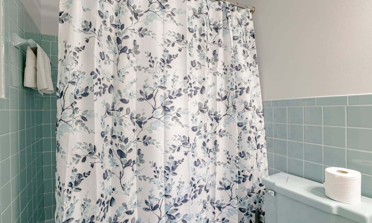 Photo of Bathroom in Mobile
