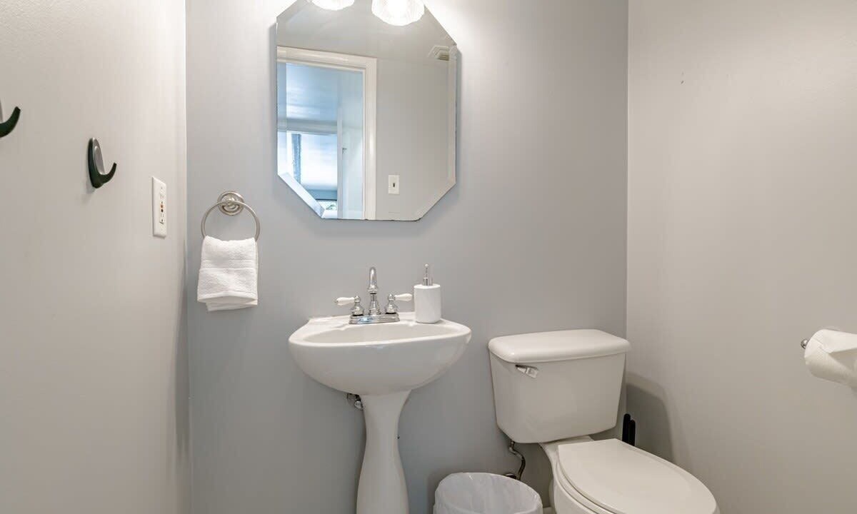 Photo of Bathroom in Mobile