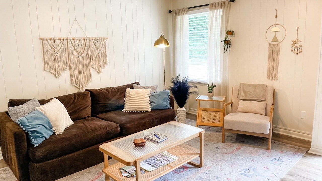 Photo of Livingroom in Covington
