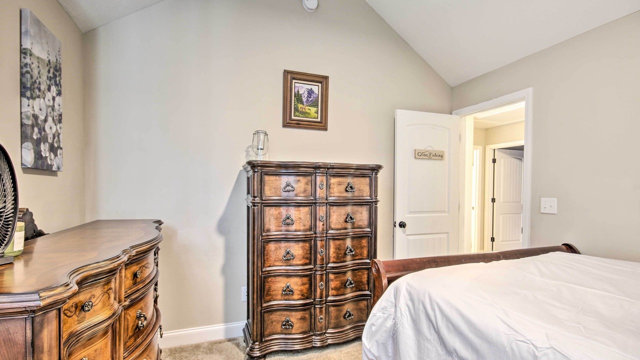 Photo of Bedroom in Grovetown