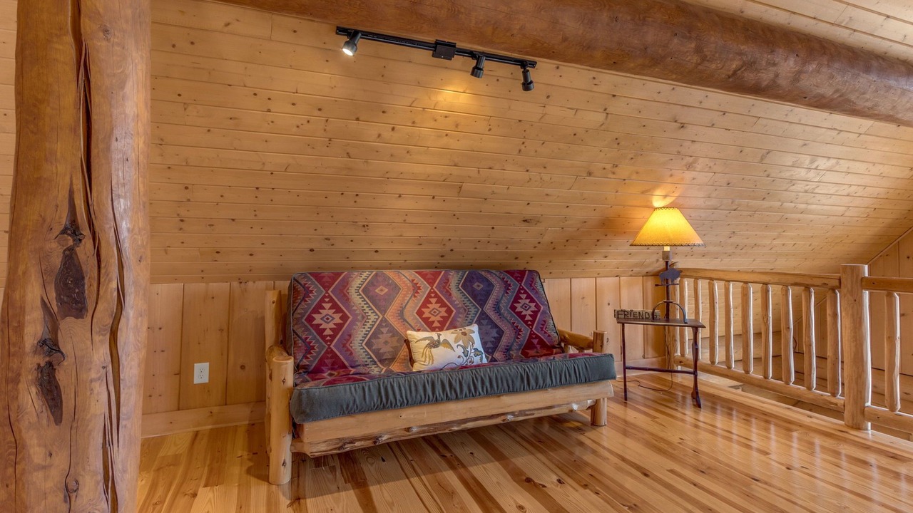 Photo of Livingroom in Six Mile