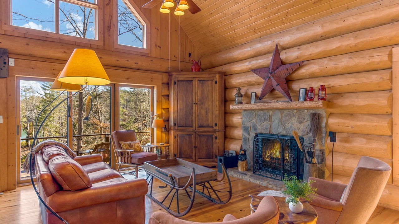 Photo of Livingroom in Six Mile