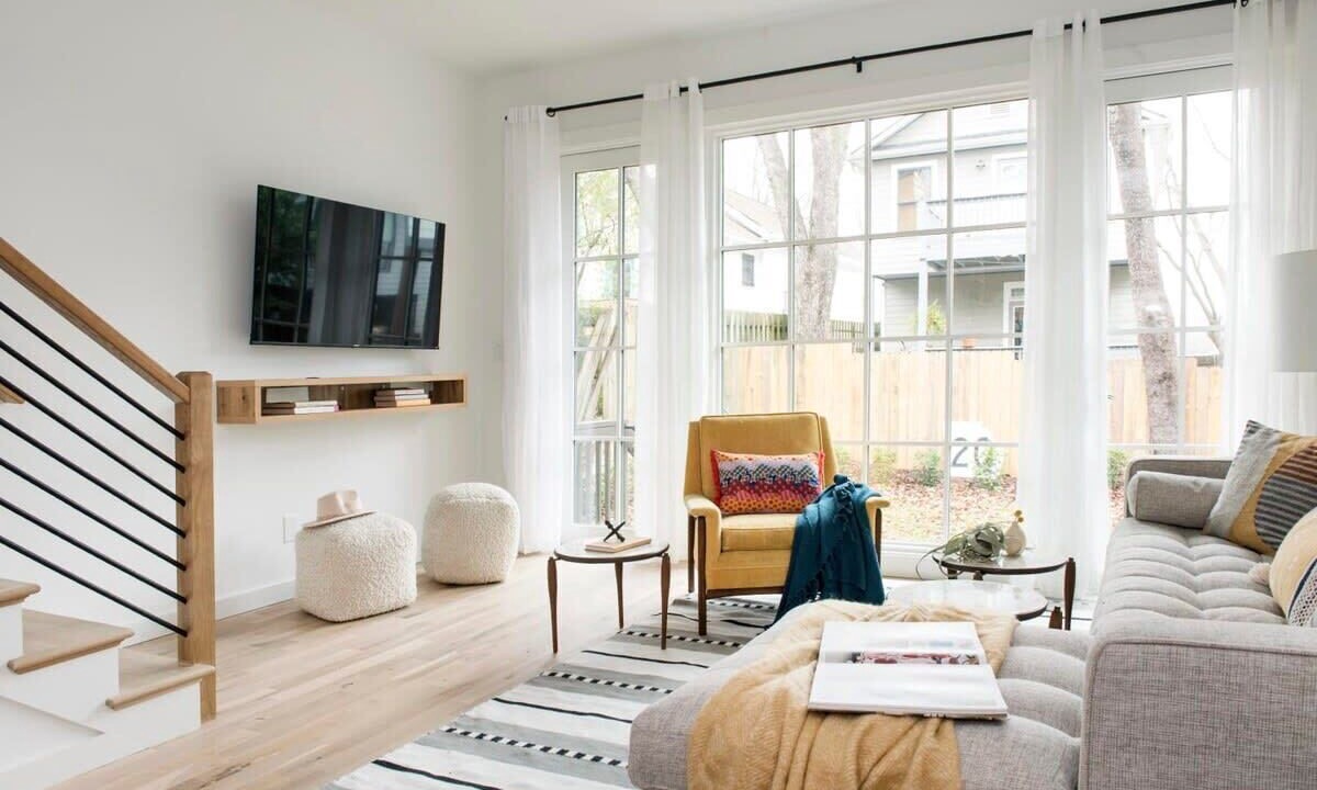 Photo of Livingroom in East Side