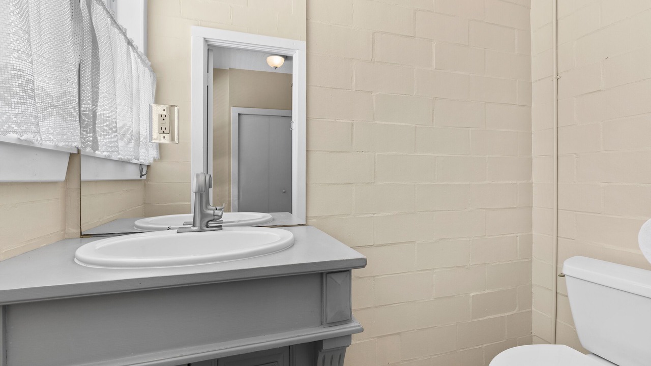 Photo of Bathroom in New Smyrna Beach