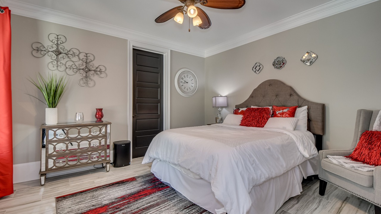 Photo of Bedroom in Appling