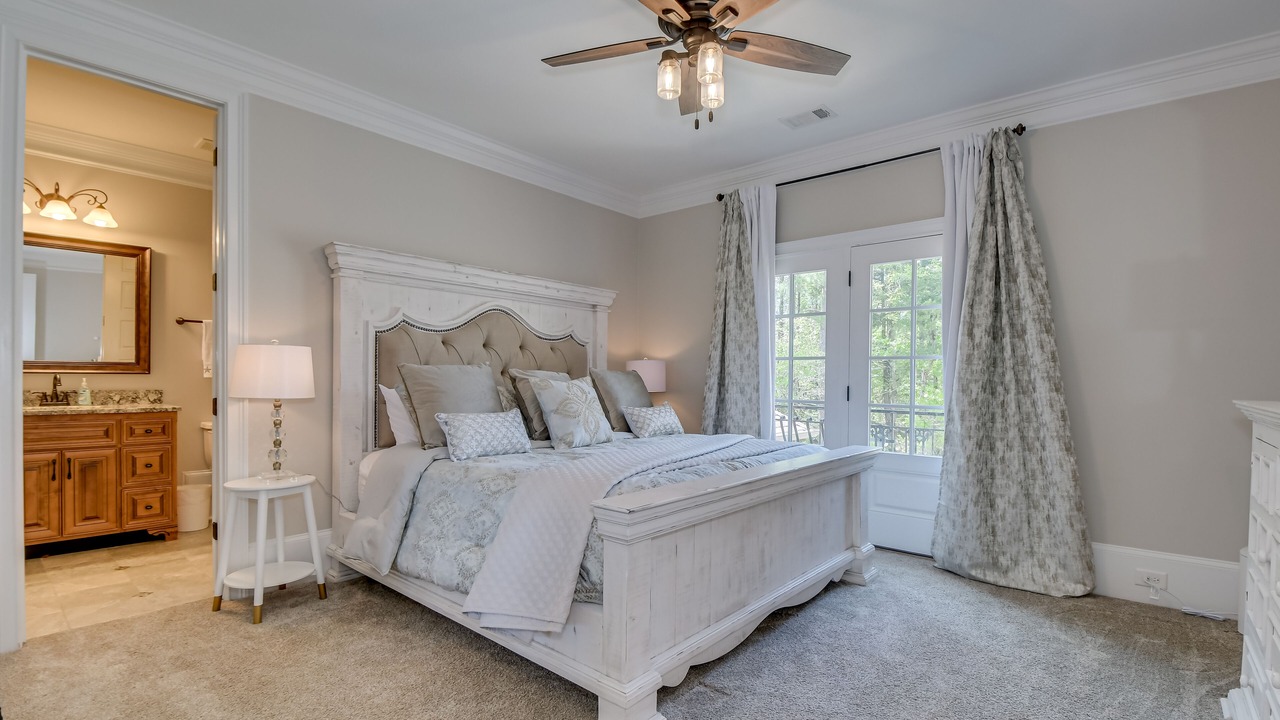 Photo of Bedroom in Appling