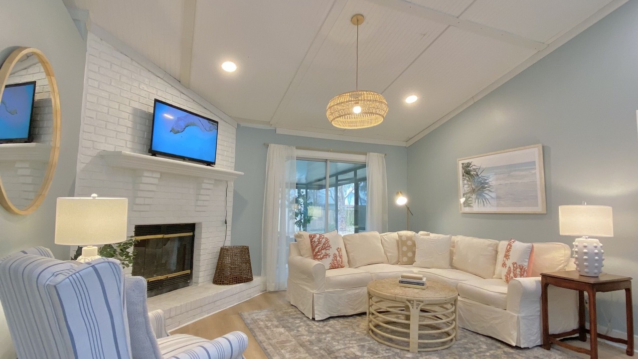 Photo of Livingroom in Fernandina Beach