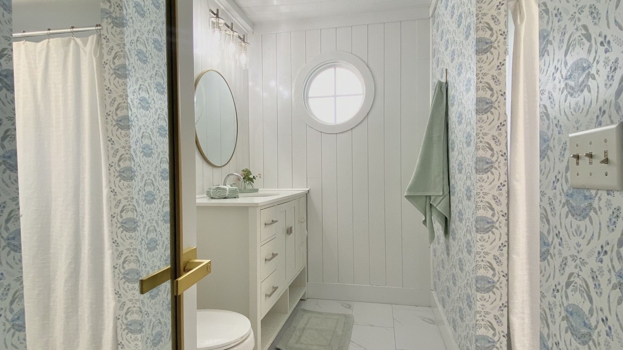Photo of Bathroom in Fernandina Beach