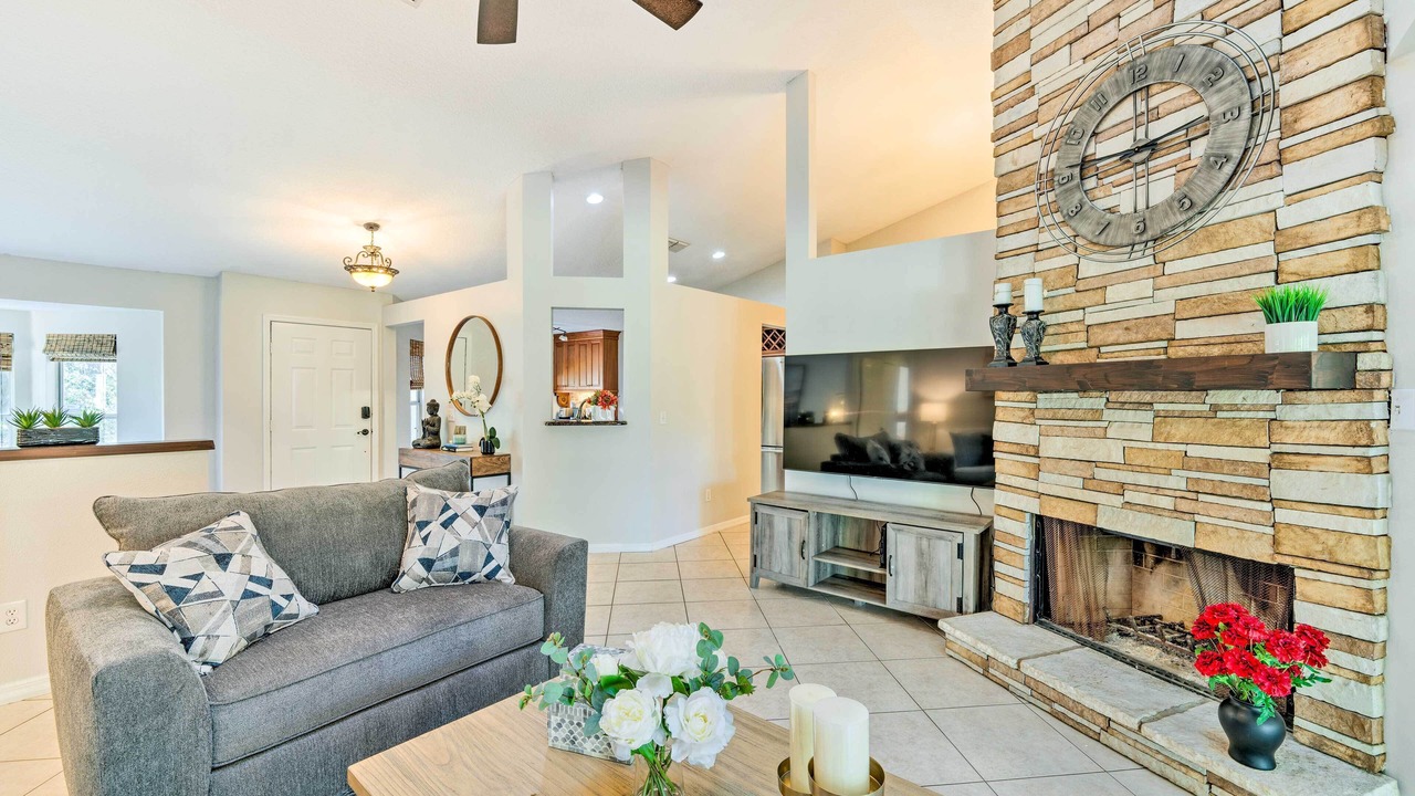 Photo of Livingroom in Lake Mary