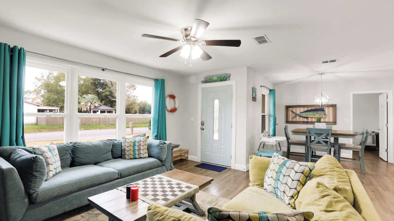 Photo of Livingroom in Fort Walton Beach
