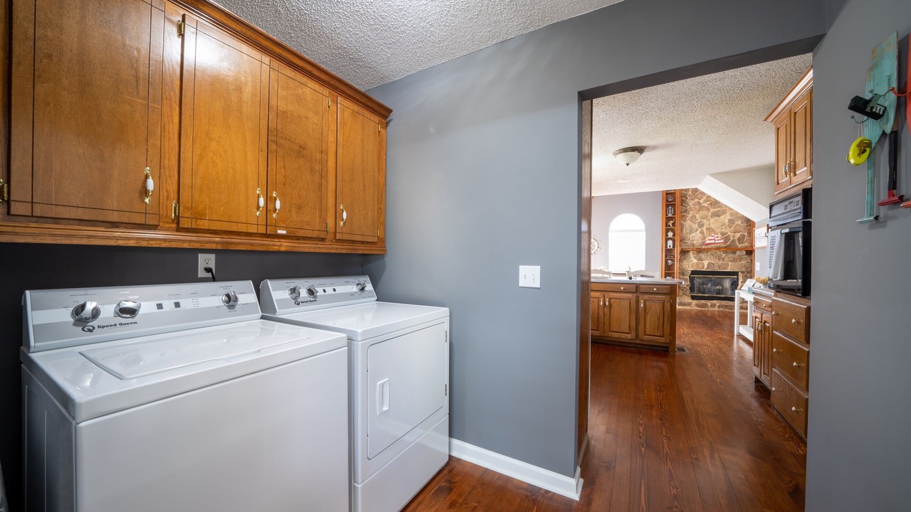 Photo of Bedroom in Groveoak