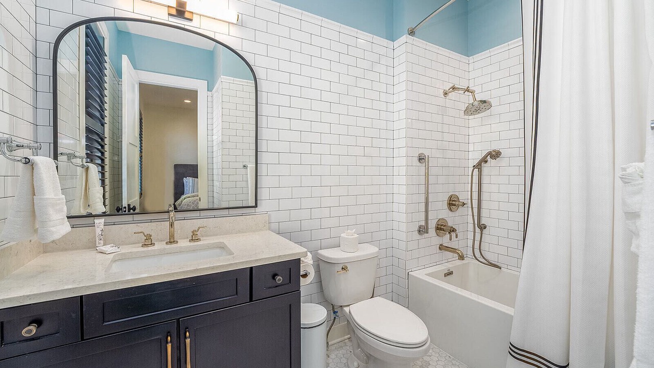 Photo of Bathroom in Hitch Village - Fred Wessels Homes